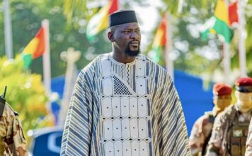 Utilisation de l’effigie de Mamadi Doumbouya : Bernard Goumou interpelle ses ministres…