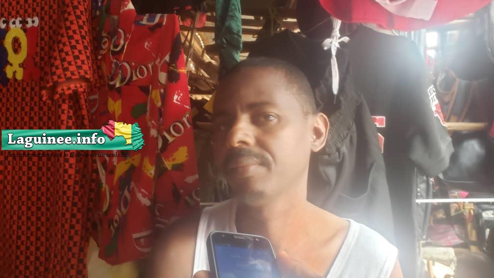 Mamadou Bah, commerçant au grand marché de Kindia