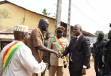 Conditions de vie des prisonniers : Le ministre Charles Wright donne des instructions au Régisseur de la prison de Dubréka