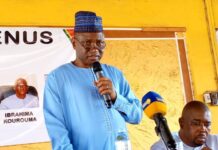 Lansana Komara sur la gestion du CNRD: « Le pays transverse une période difficile du jamais vu » Lansana Komara, secrétaire administratif du RPG arc-en-ciel