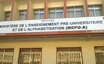 Education: Un nouveau chapitre s’ouvre pour les enseignants contractuels de Guinée