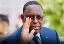 Sénégal : Macky Sall s’en va, mais les rideaux restent ouverts sur les problèmes