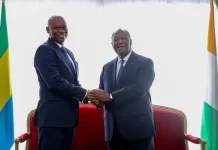 Brice Oligui Nguema sollicite Alassane Ouattara pour la « levée des sanctions de l’UA »