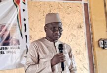 Conférence du PM Bah Oury : « Le peuple souverain de Guinée appréciera le comportement de chacun et de tous », répond Komara