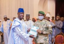 Mali : les partis politiques et associations rejettent « le traquenard » du dialogue inter-Maliens