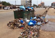 Premières pluies à Conakry, les ordures font leur premier festival dans la capitale