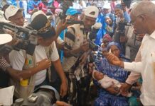 Labé : le Premier ministre et le ministre de la Santé lancent la vaccination contre la poliomyélite