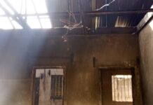 Kissidougou : la maison du Sous-lientenant Mamadou Chérif Baldé ravagée par les flammes