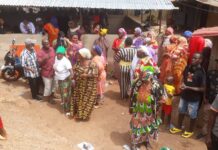 Soumanbossia : un jeune d’une vingtaine d’années s’est suicidé à l’aide d’un pistolet, la famille sous le choc