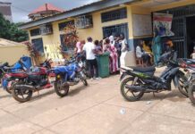 Baccalauréat unique 2024: plusieurs élèves ne sont pas encore entrés en possession de leurs cartes scolaires à la DCE de Matoto