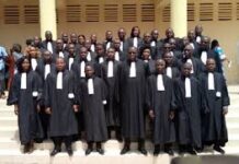 Grève des avocats au Burkina Faso : les centrales syndicales se mêlent à la danse !