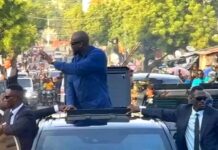 Guinée : la Présidence annonce le retour de Mamadi Doumbouya à Conakry ce vendredi