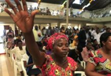 Rwanda : 185 églises fermées !