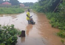 Kankan : Quand la pluie bloque la vie des habitants du secteur Fofanadou