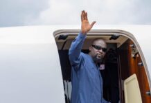 Aéroport AST : Le Général Mamadi Doumbouya en route pour assister au Forum sur la Coopération Sino-Africaine de Pékin