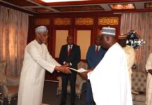 Le Bénin et le Niger renouent avec la diplomatie : l’ambassadeur nouvellement nommé présente ses lettres de créance