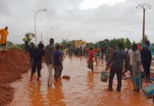 Niger : Plus de 200 morts et des régions isolées par les inondations