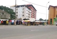 Kaloum: une femme jette son bébé dans une poubelle