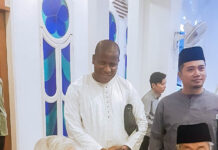 Hommage à YAB Tun Daim Zainuddin, Mon Mentor, Un Visionnaire et Ami Inoubliable de la Guinée et de l’Afrique (par S.E Nabé Ismaël)