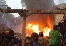 Incendie à Mandiana : 20 boutiques ravagées par les flammes !