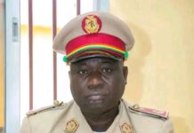 Kissidougou : le préfet Charles Kolipé Lamah à nouveau au cœur d’une controverse après des agressions contre des journalistes