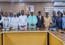 Crise dans l’éducation : l’État lâche du lest, les syndicats obtiennent des avancées concrètes