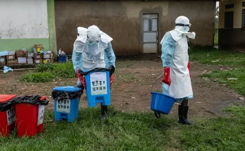 Ebola : l’Ouganda confirme trois nouveaux cas, l’OMS alerte sur un risque élevé de propagation en RDC