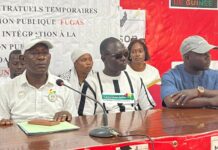 « Ce n’est pas un privilège, c’est un droit » : les contractuels temporaires de Guinée réclament leur intégration à la fonction publique