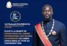 Le CAMES honore la Guinée : Mamadi Doumbouya élevé Grand-Croix et Dre Diaka Sidibé distinguée Présidente honoraire