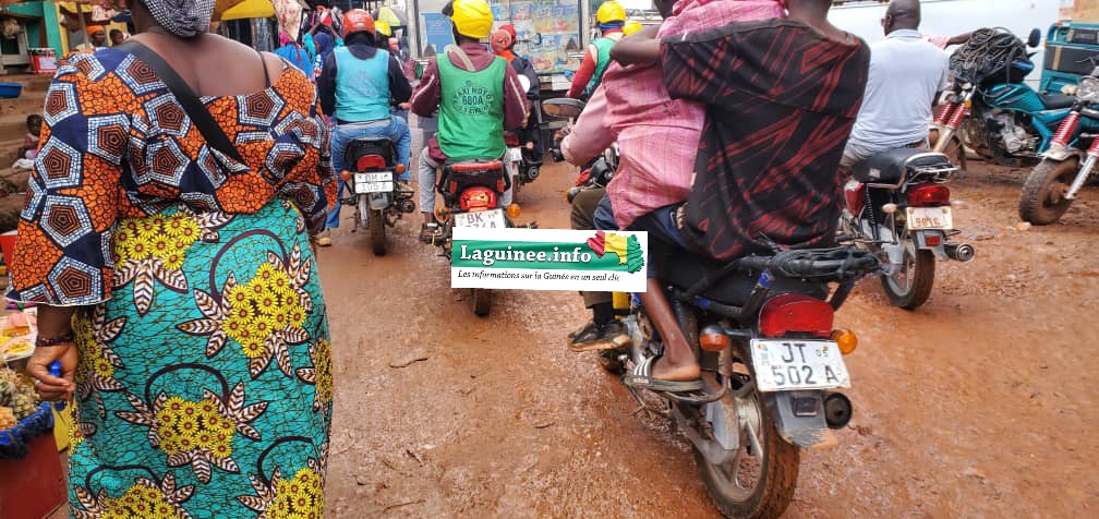 Kindia, routes dégradées et circulation difficile, les habitants lancent un cri d’alarme